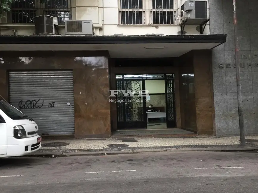 Sala Comercial à venda e para alugar, 335m2 em Centro, Rio De Janeiro - RJ - imagem 9 Foto 9 de Sala Comercial à venda e para alugar, 335m2 em Centro, Rio De Janeiro - RJ