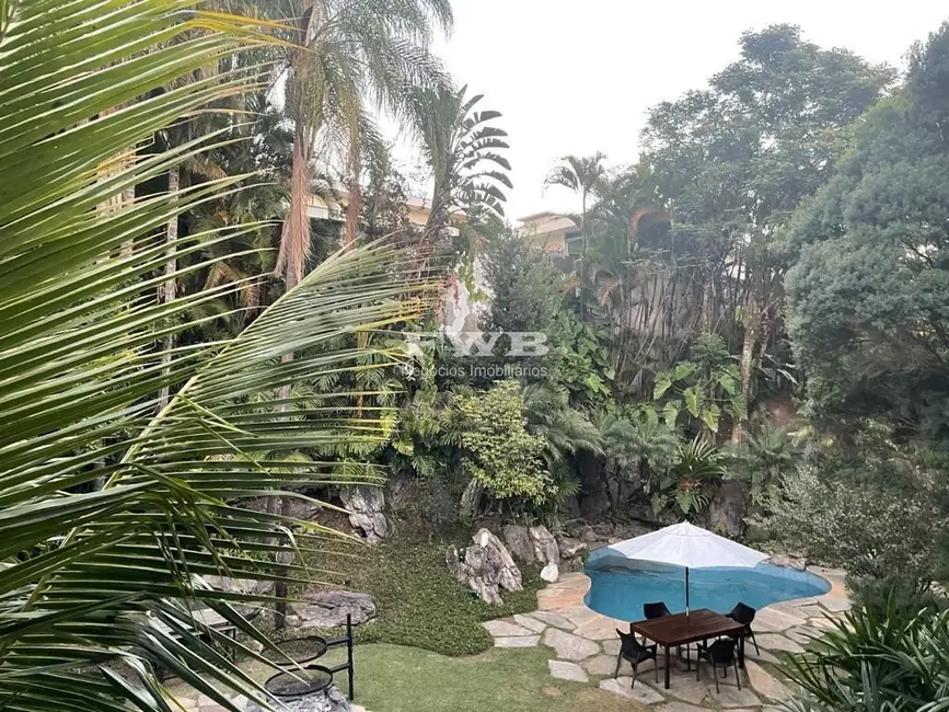 Casa de Condomínio com 5 quartos à venda e para alugar, 1400m2 em Jardim Everest, São Paulo - SP - imagem 6 Foto 6 de Casa de Condomínio com 5 quartos à venda e para alugar, 1400m2 em Jardim Everest, São Paulo - SP