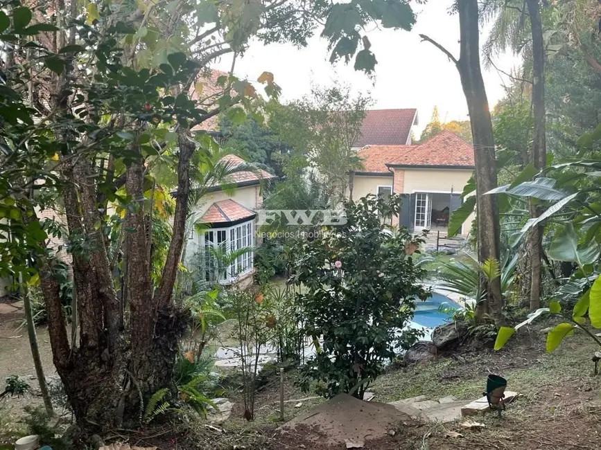 Casa de Condomínio com 5 quartos à venda e para alugar, 1400m2 em Jardim Everest, São Paulo - SP - imagem 9 Foto 9 de Casa de Condomínio com 5 quartos à venda e para alugar, 1400m2 em Jardim Everest, São Paulo - SP