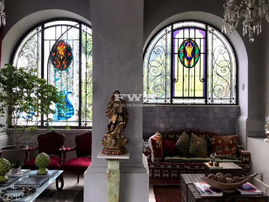 Casa com 5 quartos à venda, 585m2 em Cosme Velho, Rio De Janeiro - RJ - imagem 9 Foto 9 de Casa com 5 quartos à venda, 585m2 em Cosme Velho, Rio De Janeiro - RJ