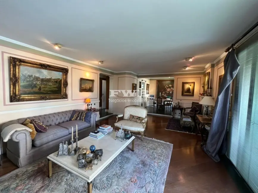 Foto 1 de Apartamento com 3 quartos à venda, 220m2 em Itaim Bibi, São Paulo - SP
