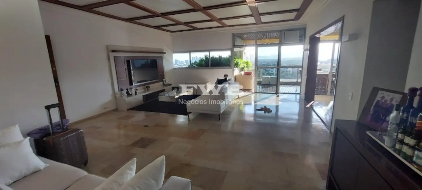 Apartamento com 4 quartos à venda e para alugar, 220m2 em Barra da Tijuca, Rio De Janeiro - RJ - imagem 7 Foto 7 de Apartamento com 4 quartos à venda e para alugar, 220m2 em Barra da Tijuca, Rio De Janeiro - RJ