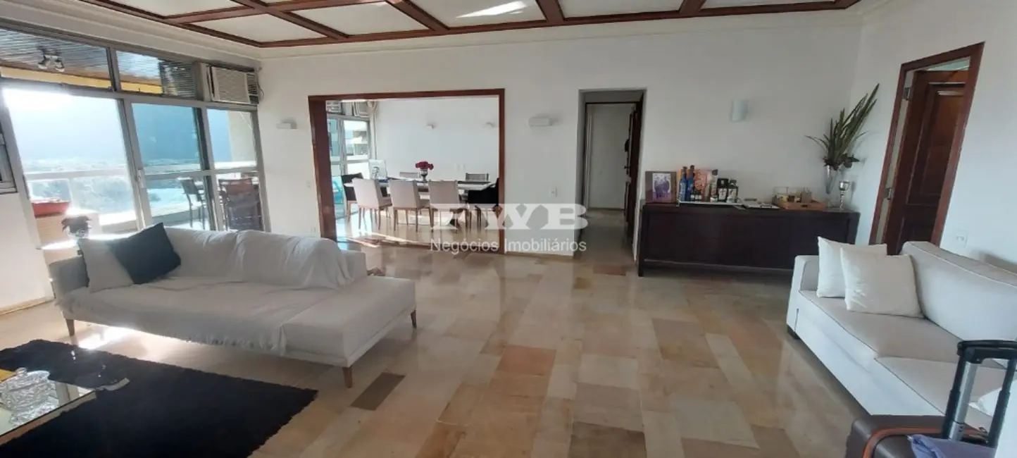 Apartamento com 4 quartos à venda e para alugar, 220m2 em Barra da Tijuca, Rio De Janeiro - RJ - imagem 9 Foto 9 de Apartamento com 4 quartos à venda e para alugar, 220m2 em Barra da Tijuca, Rio De Janeiro - RJ