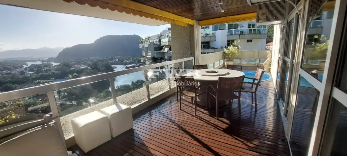 Apartamento com 4 quartos à venda e para alugar, 220m2 em Barra da Tijuca, Rio De Janeiro - RJ - imagem 6 Foto 6 de Apartamento com 4 quartos à venda e para alugar, 220m2 em Barra da Tijuca, Rio De Janeiro - RJ