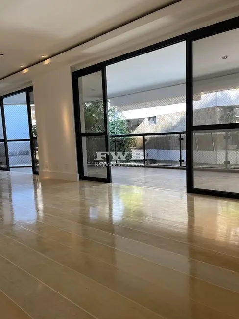 Foto 3 de Apartamento com 4 quartos à venda, 250m2 em Lagoa, Rio De Janeiro - RJ