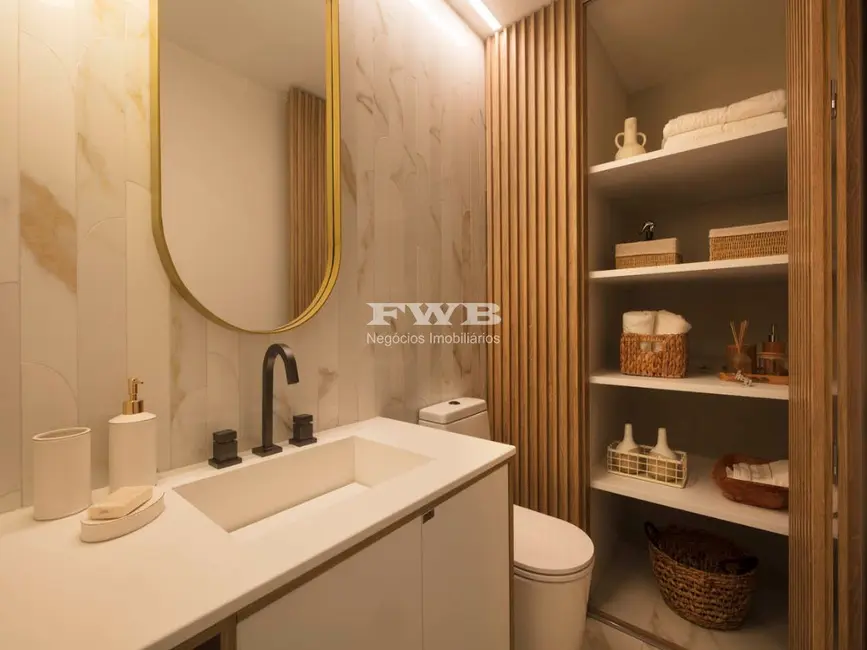 Apartamento com 4 quartos à venda, 187m2 em Copacabana, Rio De Janeiro - RJ - imagem 8 Foto 8 de Apartamento com 4 quartos à venda, 187m2 em Copacabana, Rio De Janeiro - RJ