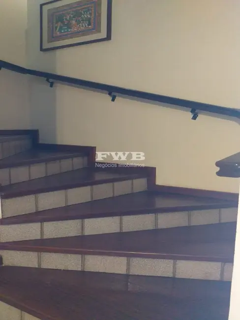 Casa de Condomínio com 2 quartos à venda e para alugar, 174m2 em Retiro (Cunhambebe), Angra Dos Reis - RJ - imagem 9 Foto 9 de Casa de Condomínio com 2 quartos à venda e para alugar, 174m2 em Retiro (Cunhambebe), Angra Dos Reis - RJ