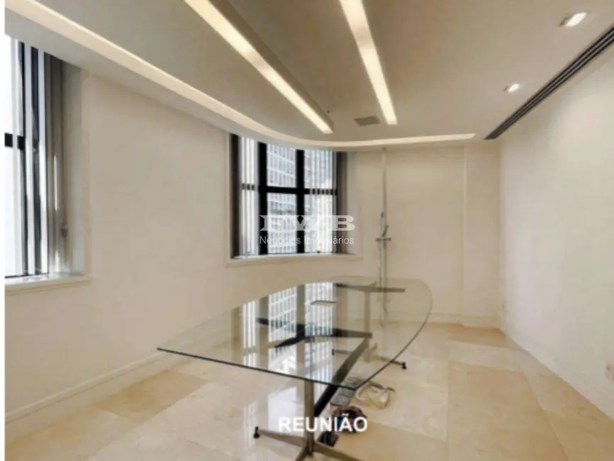 Sala Comercial para alugar, 268m2 em Centro, Rio De Janeiro - RJ - imagem 5 Foto 5 de Sala Comercial para alugar, 268m2 em Centro, Rio De Janeiro - RJ