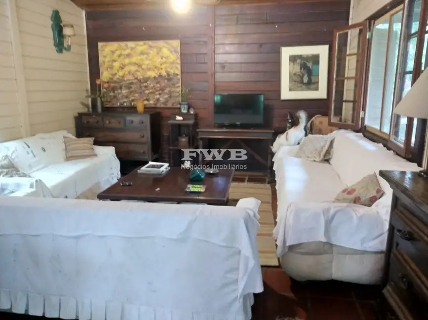 Casa com 4 quartos à venda, 13650m2 em Centro, Itatiaia - RJ - imagem 5 Foto 5 de Casa com 4 quartos à venda, 13650m2 em Centro, Itatiaia - RJ