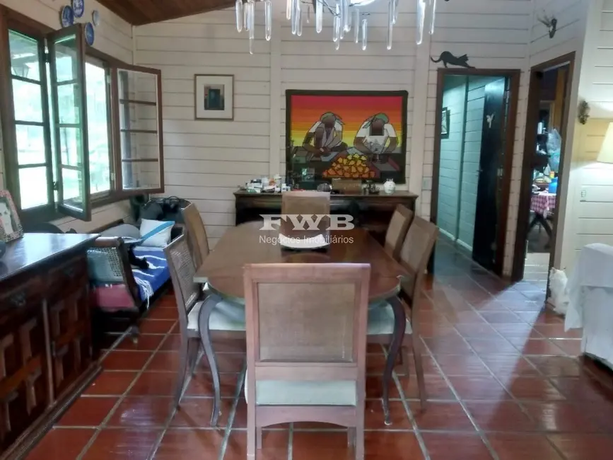 Casa com 4 quartos à venda, 13650m2 em Centro, Itatiaia - RJ - imagem 6 Foto 6 de Casa com 4 quartos à venda, 13650m2 em Centro, Itatiaia - RJ