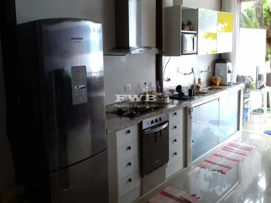 Foto 9 de Casa com 3 quartos à venda, 960m2 em São Francisco, Niteroi - RJ