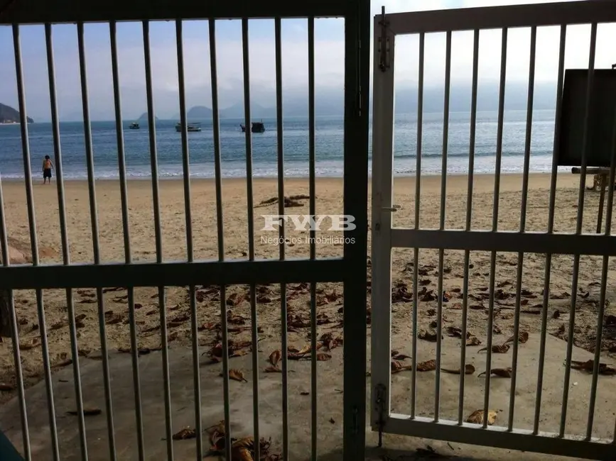 Foto 3 de Casa com 3 quartos à venda, 960m2 em São Francisco, Niteroi - RJ