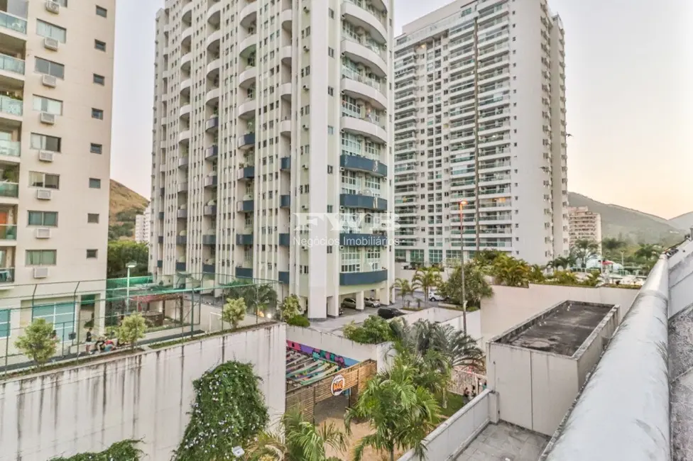 Sala Comercial à venda, 78m2 em Recreio dos Bandeirantes, Rio De Janeiro - RJ - imagem 3 Foto 3 de Sala Comercial à venda, 78m2 em Recreio dos Bandeirantes, Rio De Janeiro - RJ