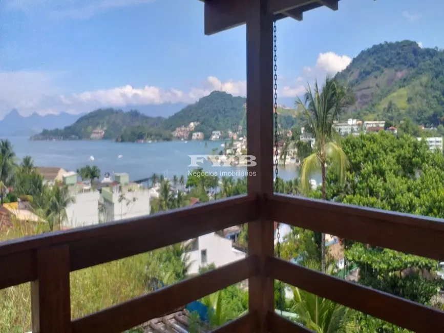 Casa de Condomínio com 4 quartos à venda e para alugar, 170m2 em Angra Dos Reis - RJ - imagem 6 Foto 6 de Casa de Condomínio com 4 quartos à venda e para alugar, 170m2 em Angra Dos Reis - RJ