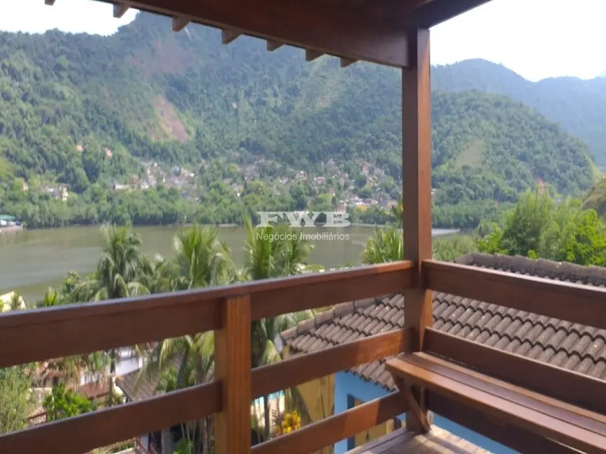 Casa de Condomínio com 4 quartos à venda e para alugar, 170m2 em Angra Dos Reis - RJ - imagem 5 Foto 5 de Casa de Condomínio com 4 quartos à venda e para alugar, 170m2 em Angra Dos Reis - RJ