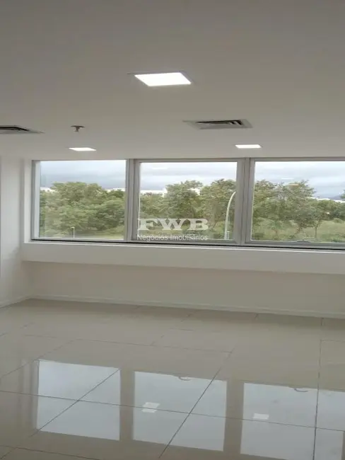Sala Comercial à venda, 50m2 em Jacarepaguá, Rio De Janeiro - RJ - imagem 6 Foto 6 de Sala Comercial à venda, 50m2 em Jacarepaguá, Rio De Janeiro - RJ