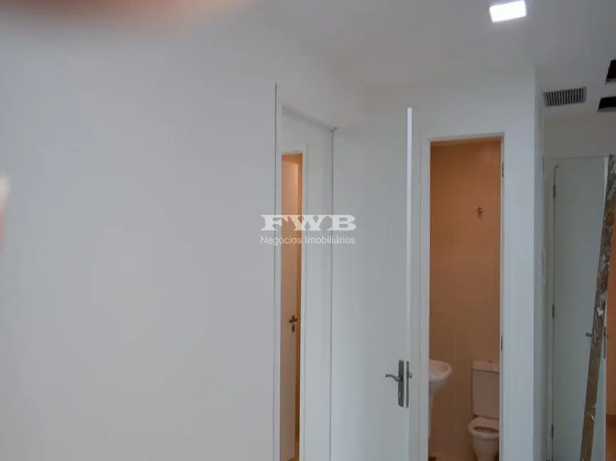 Sala Comercial à venda, 50m2 em Jacarepaguá, Rio De Janeiro - RJ - imagem 9 Foto 9 de Sala Comercial à venda, 50m2 em Jacarepaguá, Rio De Janeiro - RJ