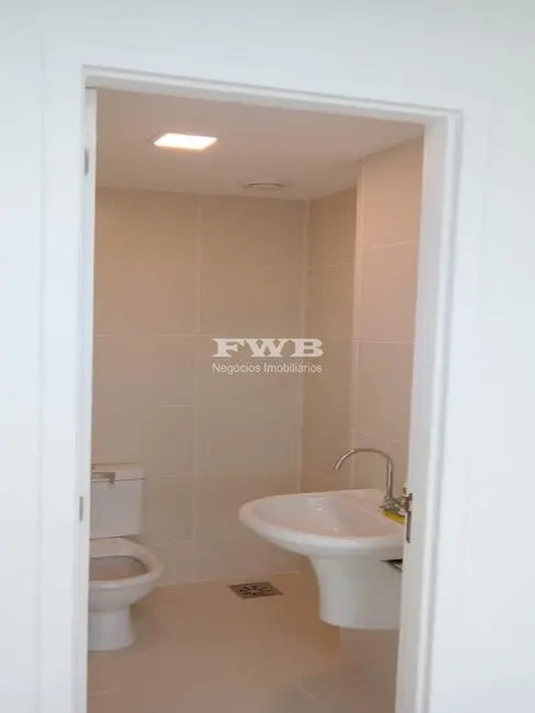 Sala Comercial à venda, 50m2 em Jacarepaguá, Rio De Janeiro - RJ - imagem 3 Foto 3 de Sala Comercial à venda, 50m2 em Jacarepaguá, Rio De Janeiro - RJ