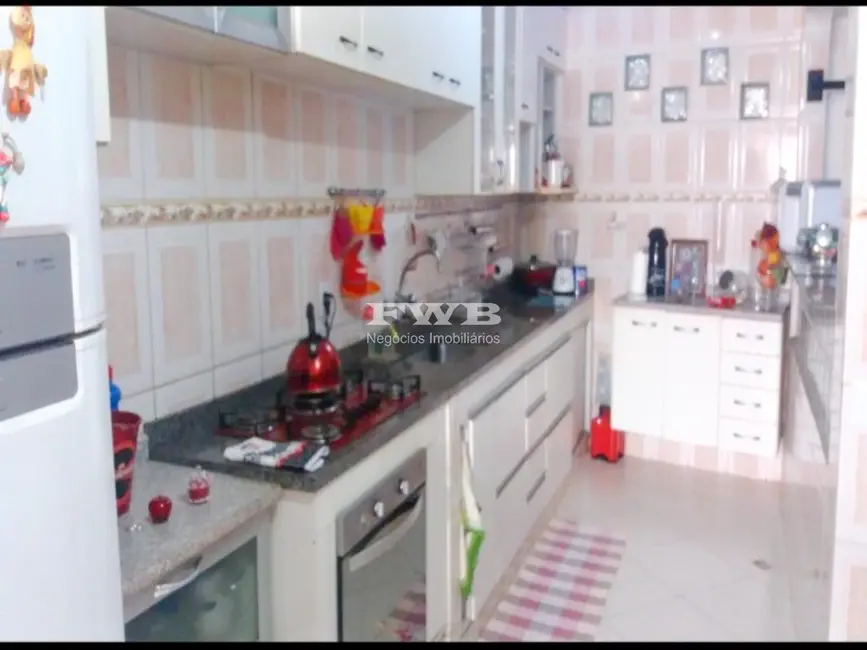 Foto 9 de Casa com 3 quartos à venda, 242m2 em Rio De Janeiro - RJ