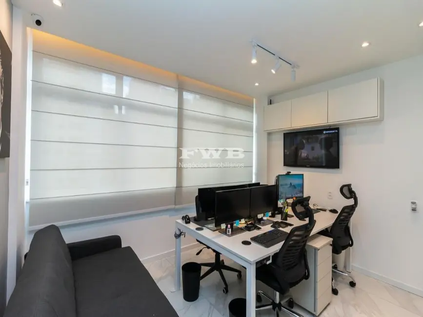 Sala Comercial à venda, 21m2 em Copacabana, Rio De Janeiro - RJ - imagem 9 Foto 9 de Sala Comercial à venda, 21m2 em Copacabana, Rio De Janeiro - RJ