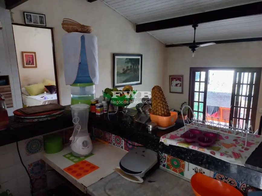 Casa de Condomínio com 4 quartos à venda, 200m2 em Marinas, Angra Dos Reis - RJ - imagem 6 Foto 6 de Casa de Condomínio com 4 quartos à venda, 200m2 em Marinas, Angra Dos Reis - RJ