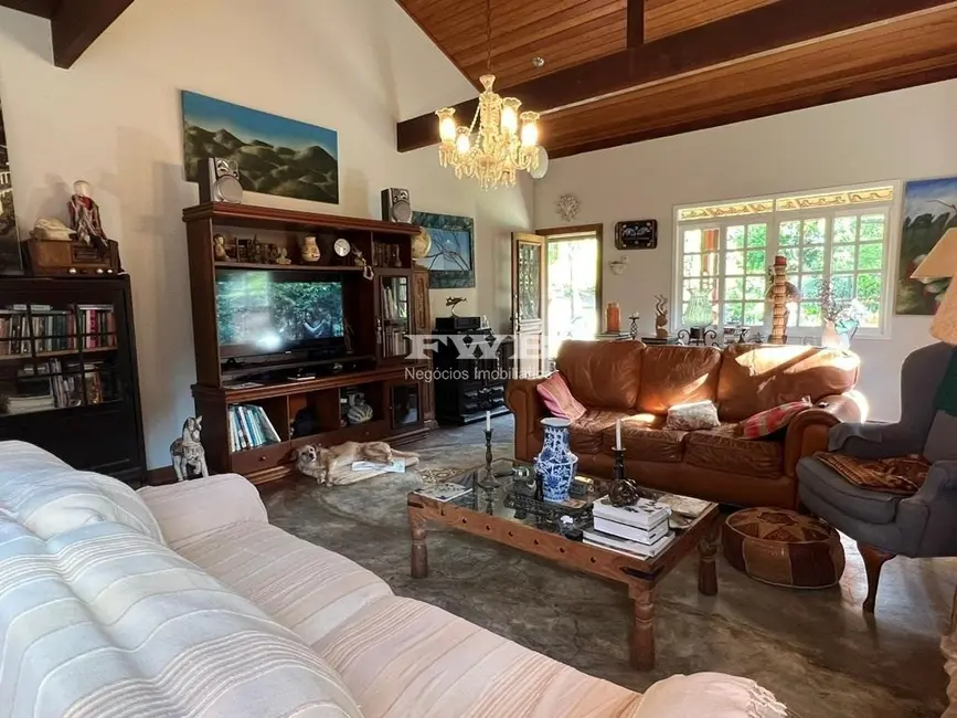 Foto 7 de Casa com 3 quartos à venda, 150m2 em Serrinha, Teresopolis - RJ