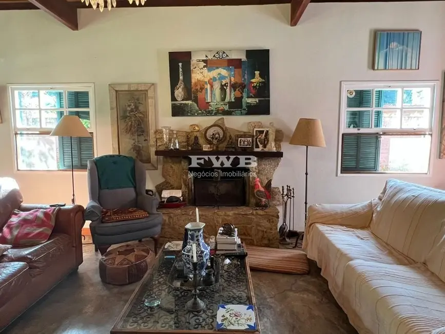 Foto 8 de Casa com 3 quartos à venda, 150m2 em Serrinha, Teresopolis - RJ