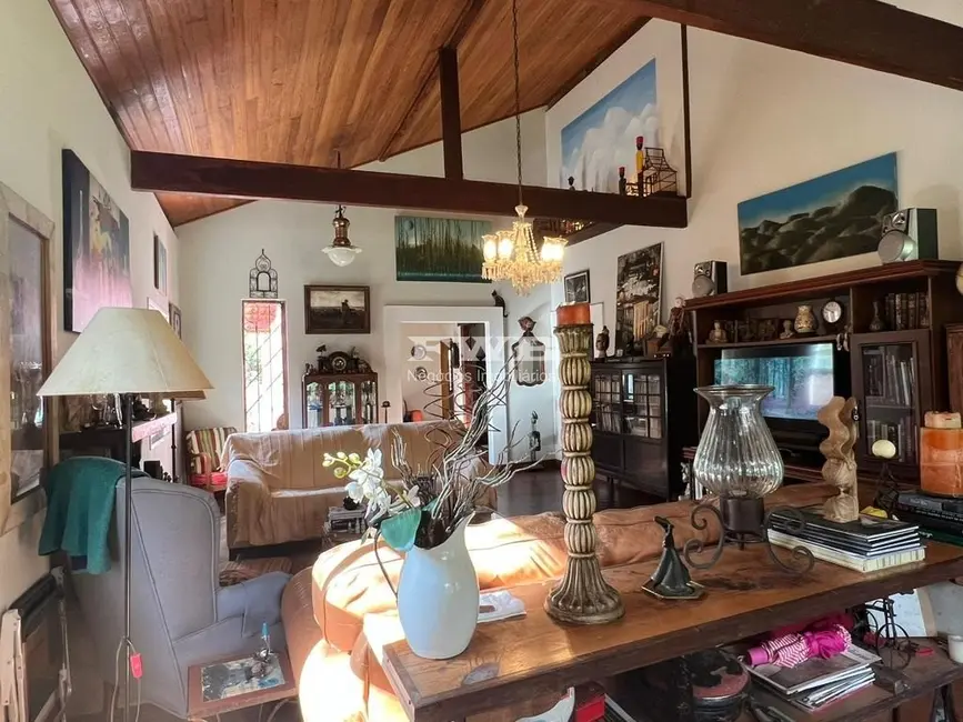 Foto 6 de Casa com 3 quartos à venda, 150m2 em Serrinha, Teresopolis - RJ