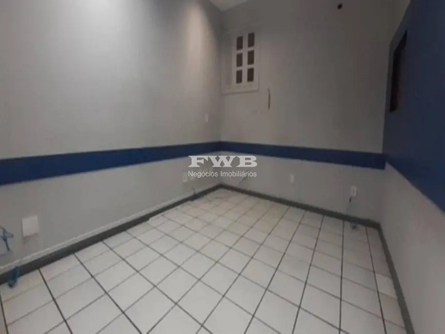 Sala Comercial à venda, 41m2 em Várzea, Teresopolis - RJ - imagem 6 Foto 6 de Sala Comercial à venda, 41m2 em Várzea, Teresopolis - RJ