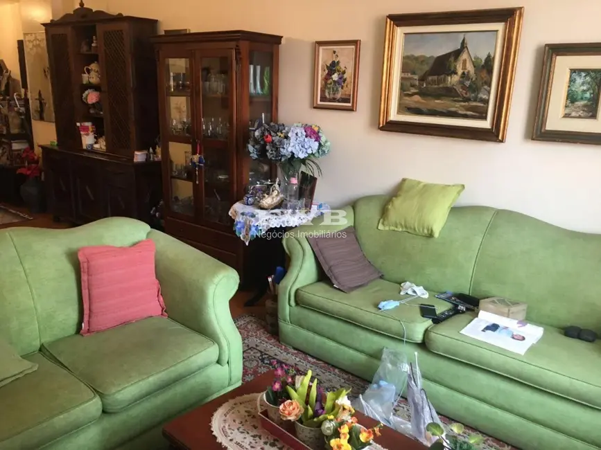 Foto 4 de Apartamento com 2 quartos à venda, 93m2 em Alto, Teresopolis - RJ