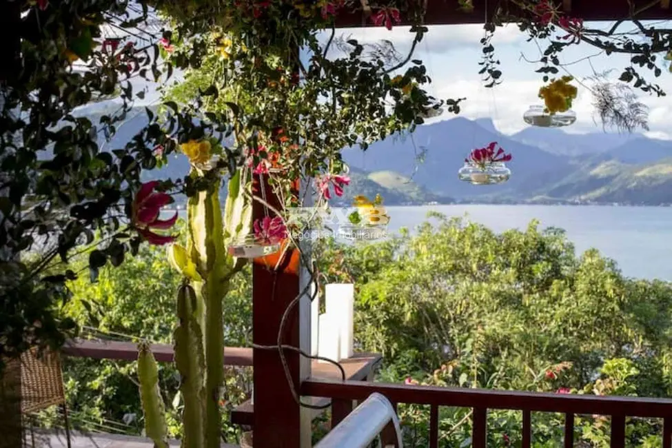 Casa com 6 quartos para alugar, 245m2 em Mangaratiba - RJ - imagem 6 Foto 6 de Casa com 6 quartos para alugar, 245m2 em Mangaratiba - RJ