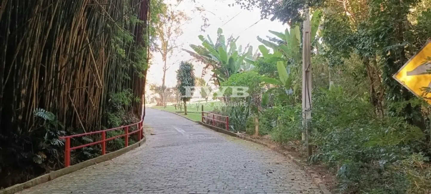 Foto 1 de Terreno / Lote à venda em Parque do Imbui, Teresopolis - RJ