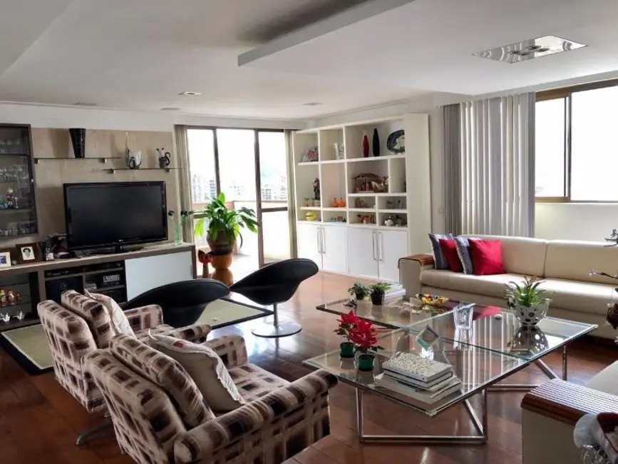 Apartamento com 4 quartos à venda e para alugar, 360m2 em Barra da Tijuca, Rio De Janeiro - RJ - imagem 6 Foto 6 de Apartamento com 4 quartos à venda e para alugar, 360m2 em Barra da Tijuca, Rio De Janeiro - RJ