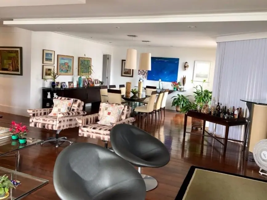 Apartamento com 4 quartos à venda e para alugar, 360m2 em Barra da Tijuca, Rio De Janeiro - RJ - imagem 8 Foto 8 de Apartamento com 4 quartos à venda e para alugar, 360m2 em Barra da Tijuca, Rio De Janeiro - RJ
