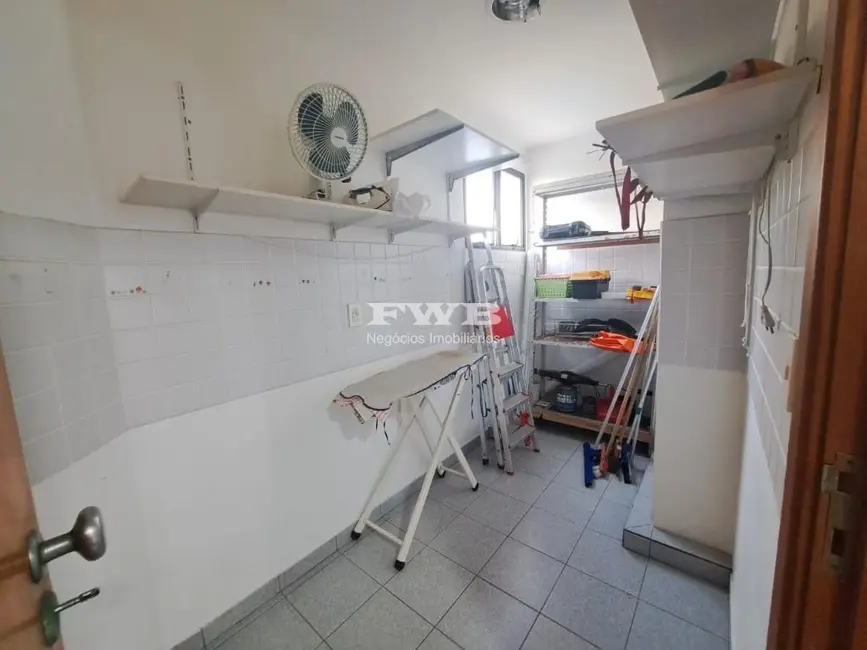 Apartamento com 3 quartos à venda e para alugar, 198m2 em Barra da Tijuca, Rio De Janeiro - RJ - imagem 9 Foto 9 de Apartamento com 3 quartos à venda e para alugar, 198m2 em Barra da Tijuca, Rio De Janeiro - RJ