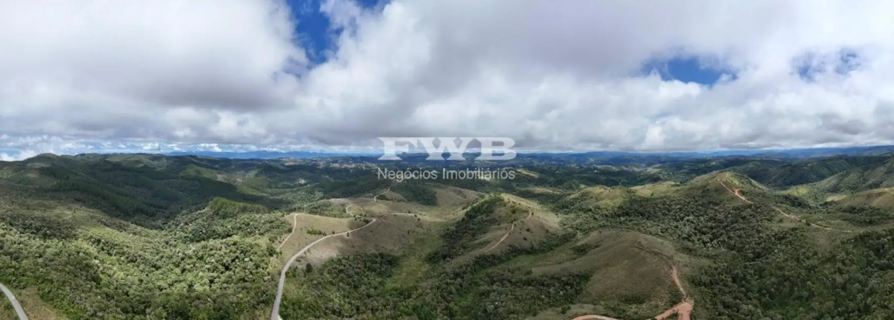 Foto 5 de Terreno / Lote à venda em Campos Do Jordao - SP