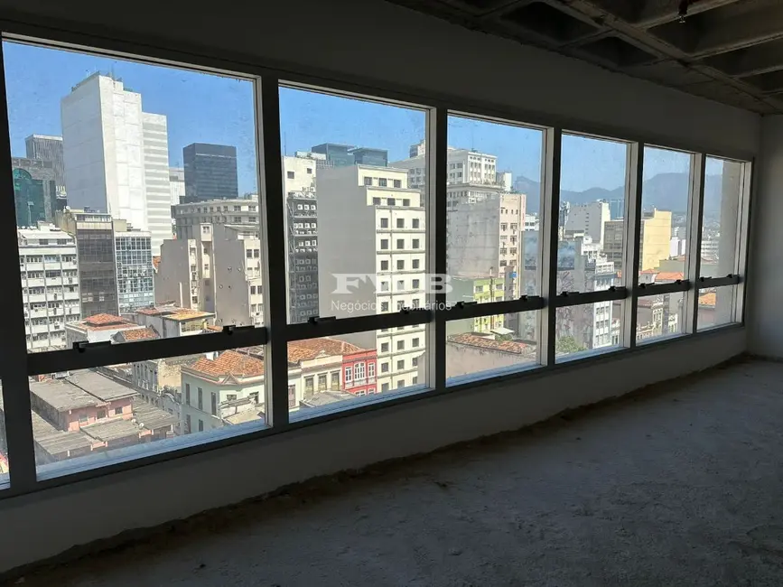 Sala Comercial à venda, 200m2 em Centro, Rio De Janeiro - RJ - imagem 7 Foto 7 de Sala Comercial à venda, 200m2 em Centro, Rio De Janeiro - RJ