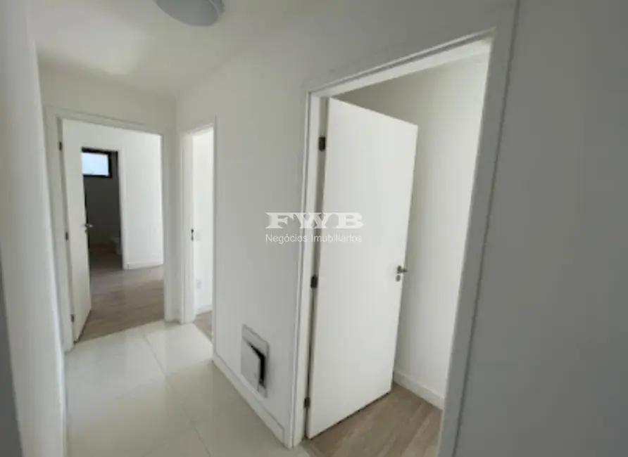 Apartamento com 3 quartos à venda, 281m2 em Barra da Tijuca, Rio De Janeiro - RJ - imagem 6 Foto 6 de Apartamento com 3 quartos à venda, 281m2 em Barra da Tijuca, Rio De Janeiro - RJ