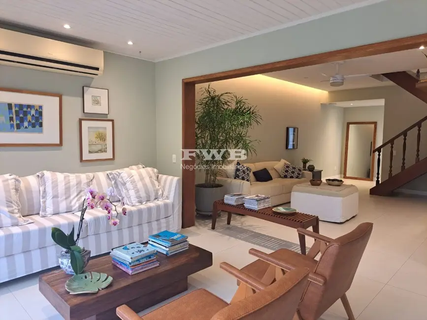 Apartamento com 4 quartos à venda, 420m2 em Barra da Tijuca, Rio De Janeiro - RJ - imagem 3 Foto 3 de Apartamento com 4 quartos à venda, 420m2 em Barra da Tijuca, Rio De Janeiro - RJ