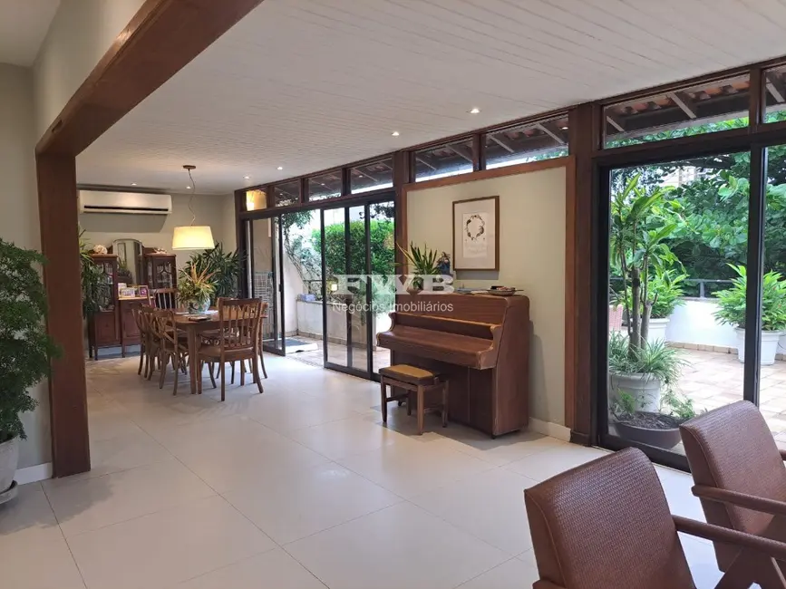 Apartamento com 4 quartos à venda, 420m2 em Barra da Tijuca, Rio De Janeiro - RJ - imagem 5 Foto 5 de Apartamento com 4 quartos à venda, 420m2 em Barra da Tijuca, Rio De Janeiro - RJ