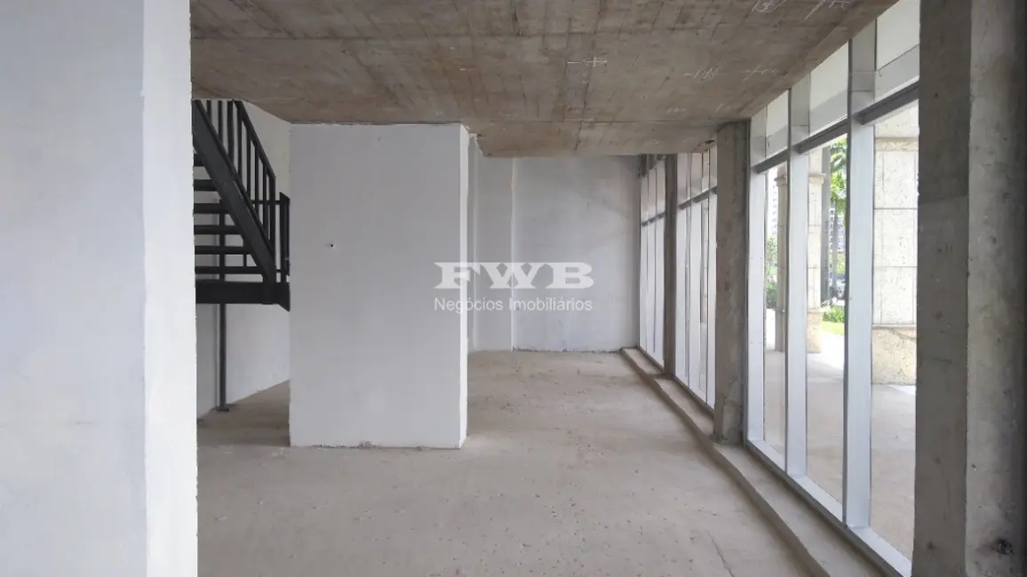 Loja para alugar, 203m2 em Barra da Tijuca, Rio De Janeiro - RJ - imagem 2 Foto 2 de Loja para alugar, 203m2 em Barra da Tijuca, Rio De Janeiro - RJ