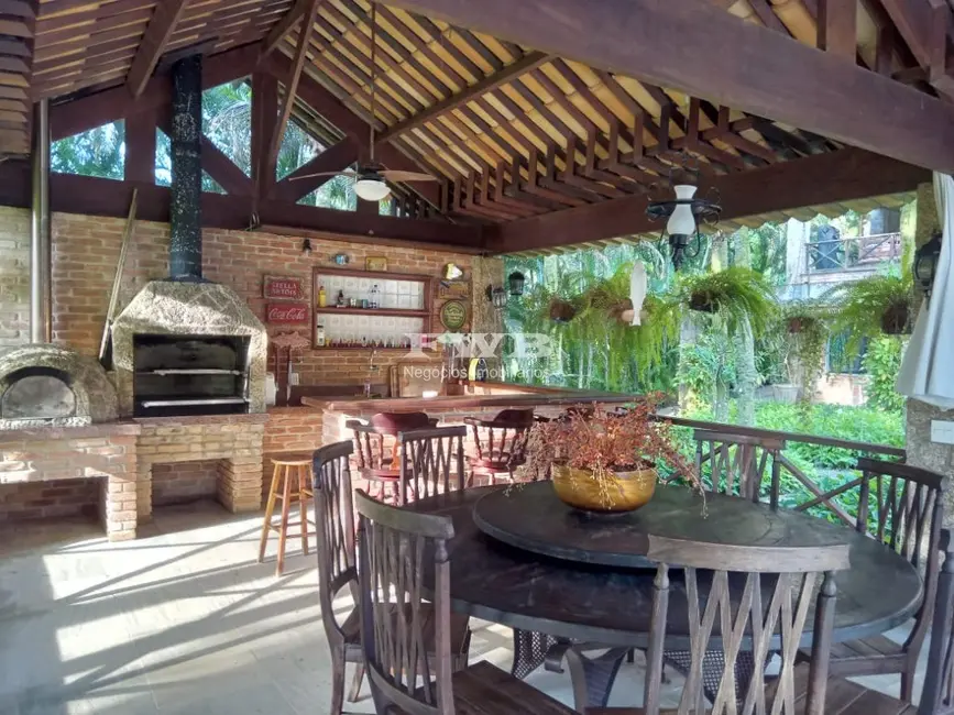 Casa de Condomínio com 5 quartos à venda e para alugar, 800m2 em Mangaratiba - RJ - imagem 5 Foto 5 de Casa de Condomínio com 5 quartos à venda e para alugar, 800m2 em Mangaratiba - RJ