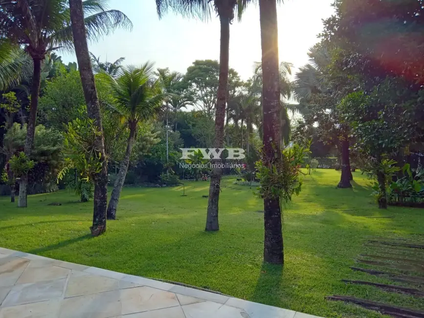 Casa de Condomínio com 5 quartos à venda e para alugar, 800m2 em Mangaratiba - RJ - imagem 3 Foto 3 de Casa de Condomínio com 5 quartos à venda e para alugar, 800m2 em Mangaratiba - RJ