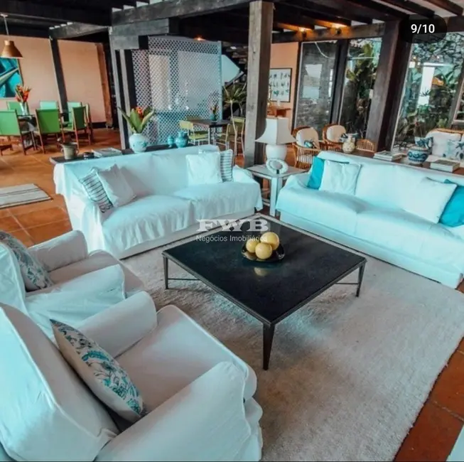 Foto 2 de Casa de Condomínio com 4 quartos para alugar, 150m2 em Angra Dos Reis - RJ