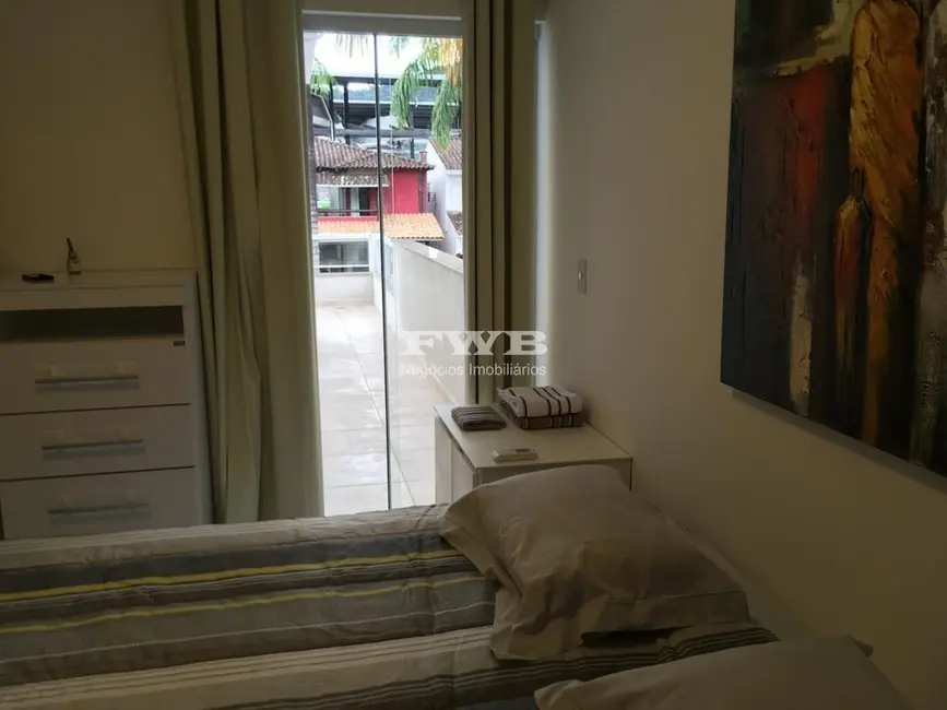 Casa com 4 quartos para alugar, 140m2 em Praia da Ribeira (Cunhambebe), Angra Dos Reis - RJ - imagem 7 Foto 7 de Casa com 4 quartos para alugar, 140m2 em Praia da Ribeira (Cunhambebe), Angra Dos Reis - RJ