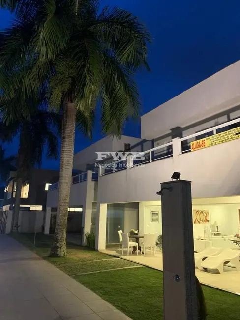 Casa com 4 quartos para alugar, 140m2 em Praia da Ribeira (Cunhambebe), Angra Dos Reis - RJ - imagem 6 Foto 6 de Casa com 4 quartos para alugar, 140m2 em Praia da Ribeira (Cunhambebe), Angra Dos Reis - RJ