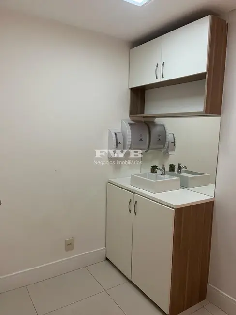 Sala Comercial à venda, 72m2 em Barra da Tijuca, Rio De Janeiro - RJ - imagem 5 Foto 5 de Sala Comercial à venda, 72m2 em Barra da Tijuca, Rio De Janeiro - RJ