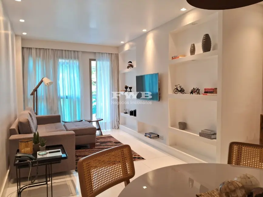 Foto 1 de Apartamento com 2 quartos à venda, 70m2 em Lagoa, Rio De Janeiro - RJ