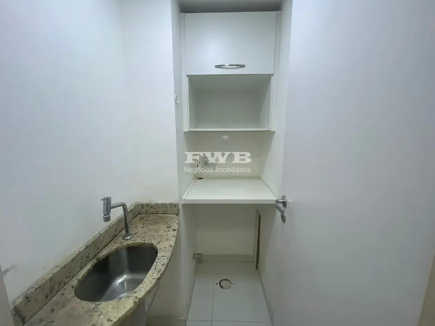 Sala Comercial à venda, 56m2 em Recreio dos Bandeirantes, Rio De Janeiro - RJ - imagem 9 Foto 9 de Sala Comercial à venda, 56m2 em Recreio dos Bandeirantes, Rio De Janeiro - RJ