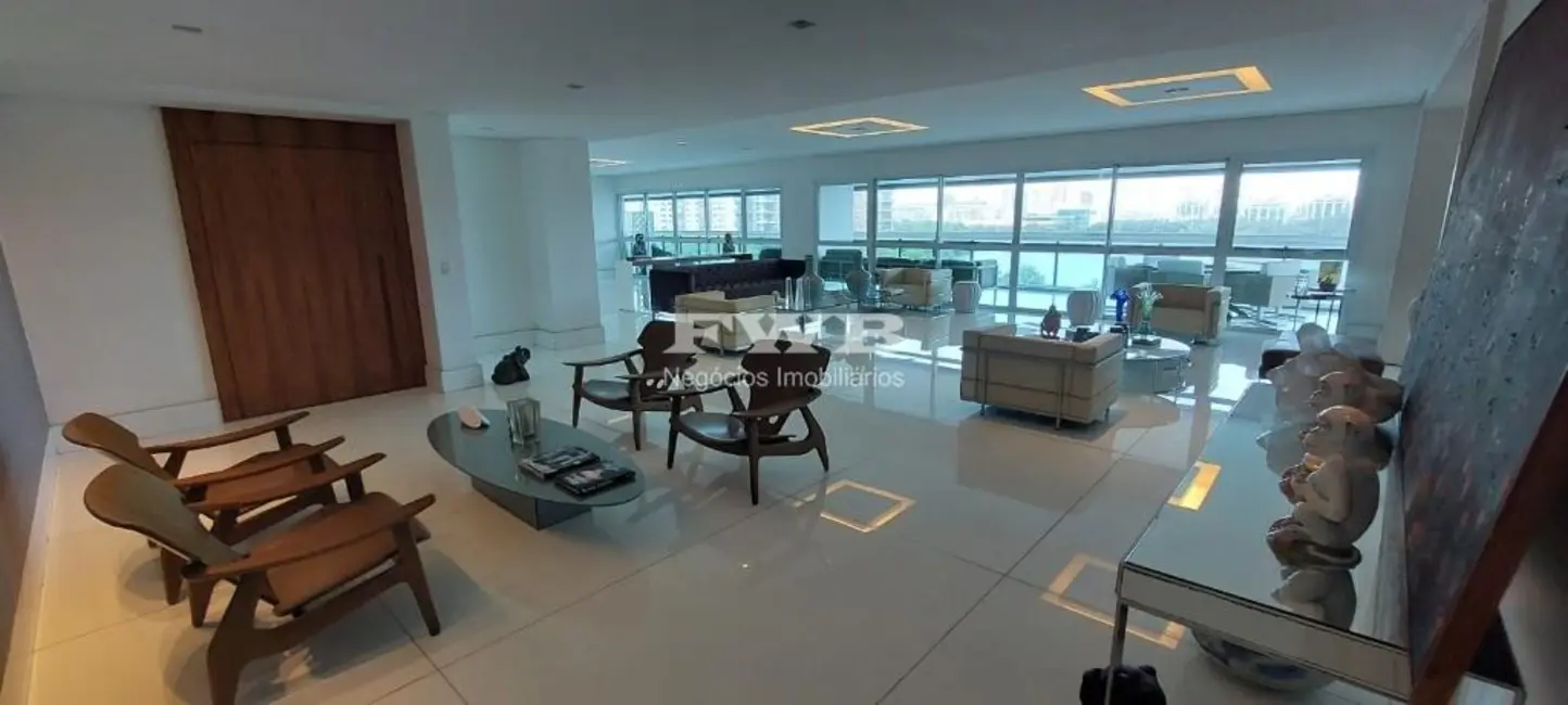 Apartamento com 5 quartos à venda, 674m2 em Barra da Tijuca, Rio De Janeiro - RJ - imagem 2 Foto 2 de Apartamento com 5 quartos à venda, 674m2 em Barra da Tijuca, Rio De Janeiro - RJ